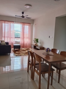 Freehold Apartment 3 Rooms Condo Hillpark Residence Bandar Teknologi Kajang Semenyih For Sale