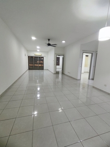 Freehold Apartment 3 Rooms Condo Ivory Residence Mutiara Heights Kajang For Sale