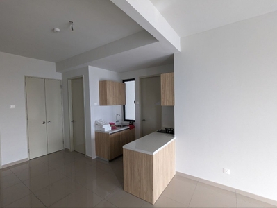 Freehold Apartment 3 Rooms Condo Resilion Residence Bandar Mahkota Cheras For Sale
