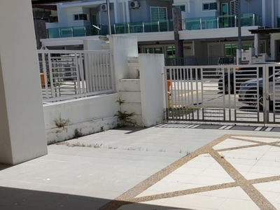Freehold New Double Storey Terrace House Hijayu 1 Bentonix Bandar Sri Sendayan Seremban For Sale
