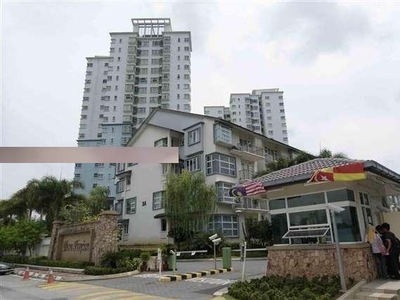 Freehold Renovated Apartment 3 Rooms Condo LRT Desa Impiana Condominium Taman Puchong Prima Puchong For Sale