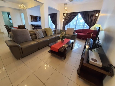 Fully Furnished 4 Rooms Condo MRT Surian Residences Mutiara Damansara Petaling Jaya For Rent