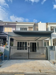 Fully Renovated and Nice Internal Design 2 Storey Terrace at Tiara Sendayan For Sale