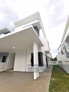 Garden Villa @Taman Bukit Indah 2storey cluster house for sale