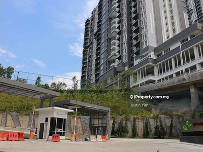 Green Residence Condominium For Auction