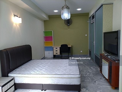 Master suite room Sunway Ridzuan condo for rent