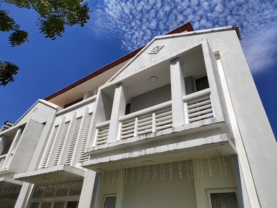Must buy AVARA Seri Tanjung Pinang semi detached house