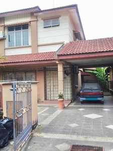 Partially Furnished Double Storey House Saujana Utama For Rent