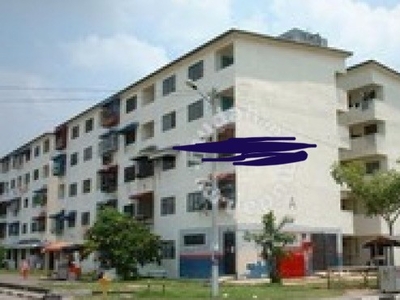 SELLING VERY CHEAP LOW COST 2 ROOMS FLAT RM117k only