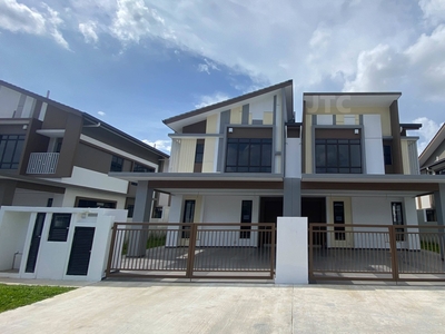 Setia Utama 4, Setia Alam 2 Storey Semi-D House Basic Brand New For Rent