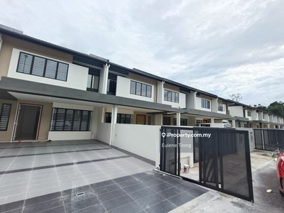 Stephen Yong - Stephen Yong Road (Double Storey Intermediate)