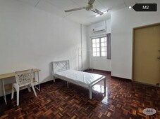 Middle Room at Anggerik Doritis, Kota Kemuning