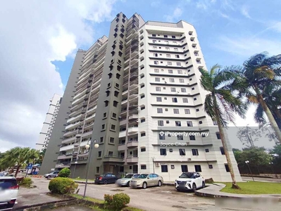 2 units of Seri Mutiara Condominium - 4 min to Lotus's Seri Alam