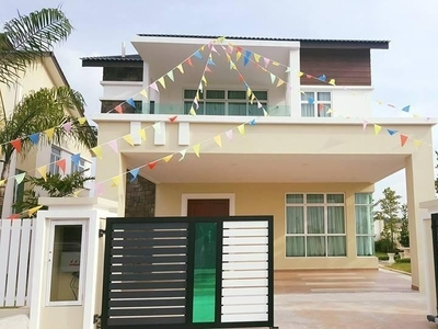 Banting !Freehold Double Storey 3100 sqft Endlot Available