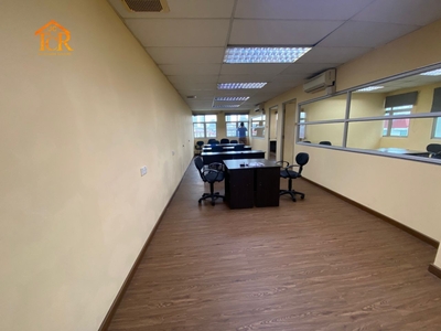 For Rent Fully Furnished Office Lot Queens Avenue, Plaza 393, Cheras Toilet & Pantry Room attached