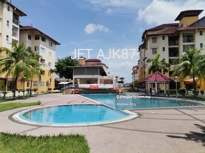 Nice Bayu Villa Apartment Endlot 825sqf 3r2b, Bayu Tinggi, Klang
