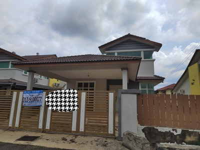 One krubong @Taman satu krubong belimbing setia 1.5 Storey bungalow 50x90 beside padang playground non bumi lot for sell!!