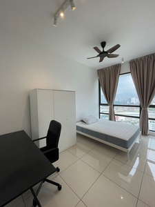 Queens Residence 2 Cheapest rental Rm3400