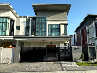 Well Kept 2storey Semi D with Fully Furnished & Renovated Hot Sale Now