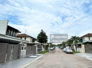 Austin Heights Cluster Double Storey Endlot RENOVATED