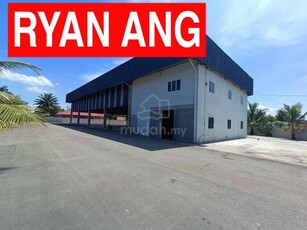 1.5 Storey New Detached Factory At Lunas Facing Main Road For Rent