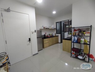 Single Room with aircond (Female Unit) at United Point Residence, Kepong