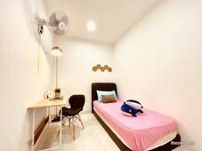 Premium Single Room For Rent At Mentari Court Apartment