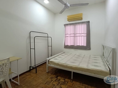Room Near Bukit Raja, Single Room with Zero Deposit