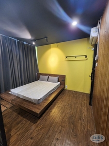 Zero Deposit ❗️ Co-Living Excellence with FREE WiFi, Fully Furnished and Laundry Near Monorail