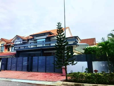 Ara putri 2 storey Corner lot, Ara Damansara Petaling Jaya Allissia & Atilia, Ara Damansara, Selangor