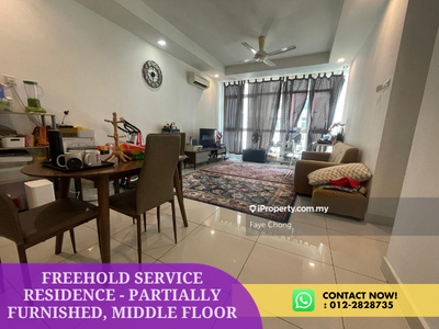 Freehold Service Residence - Partially Furnished & Middle Floor