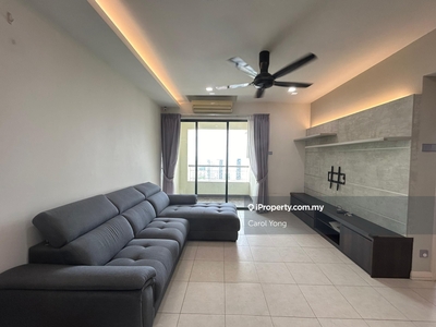 Fully Furnished Nadia Parkfront Condo Open For Sale