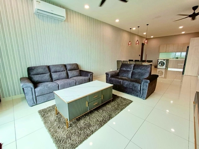 Luxury Apartment @ Permas Jaya, JB Town (Private Lift)