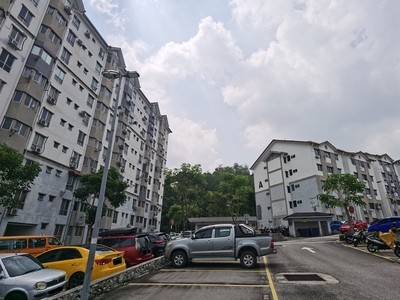 Mayang Apartment, Taman Puncak Jalil PUJ 8, Bandar Putra Permai