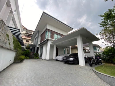 Modern Designer Semi-D on Elevated Freehold Land, located on the famous 'Billionaire's Row' which has security patrols