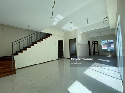 My Sakura 28 3-Storey Semi-D House at Bayan Lepas, Batu Maung for Sale
