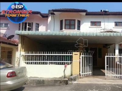 Rumah Cantik Teres 2 Tingkat Untuk Dijual, di Taman Petani Jaya