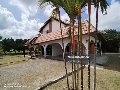 Two storey bungalow available in Taman Serdang Sitiawan