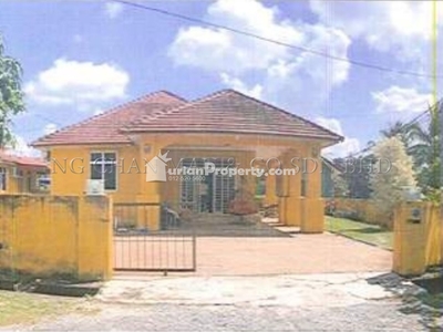 Bungalow House For Auction at Jerteh
