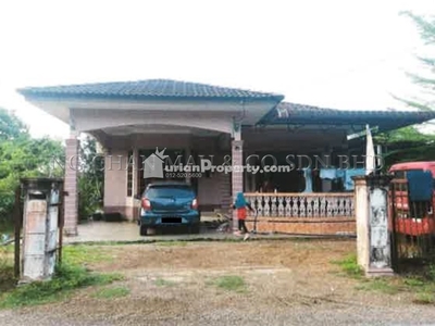 Bungalow House For Auction at Kuala Terengganu