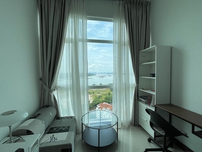 Paragon Residences 4 Bedrooms 5Bathrooms for Rent