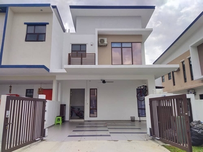 RENOVATED PARTIALLY FURNISHED Double Storey Semi-D Cluster Elmera 1 @ Setia Ecohill 2, Semenyih