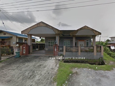 Single Storey Detached House for Rent!! Located at Sungai Apong