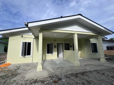 For Rent 2 Unit Single Storey Semi-D (Side by Side) Kg Setia Kuang, Sg Buloh [New completed house ready to move in]