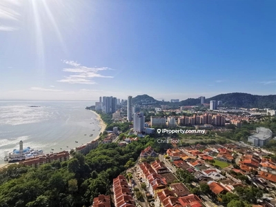High floor with beautiful sea view, city view & hill view!