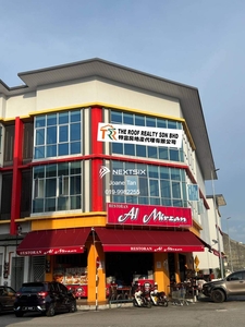 Muar Perniagaan Sinar Jaya Three Storey Shop