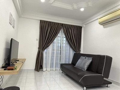 Regency Terrace Condo Fully Furnitured For Rent