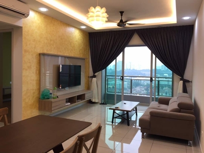 WELL MAINTAINED CONDO FOR LET
