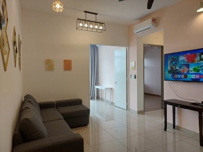 Zentro Residences Puchong Condo with All the Amenities! Parking,Walk to Shops & Dining