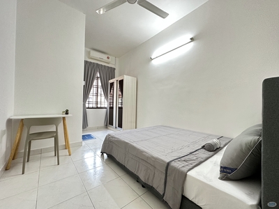 Bukit Indah Fully Furnished Middle Room for Rent